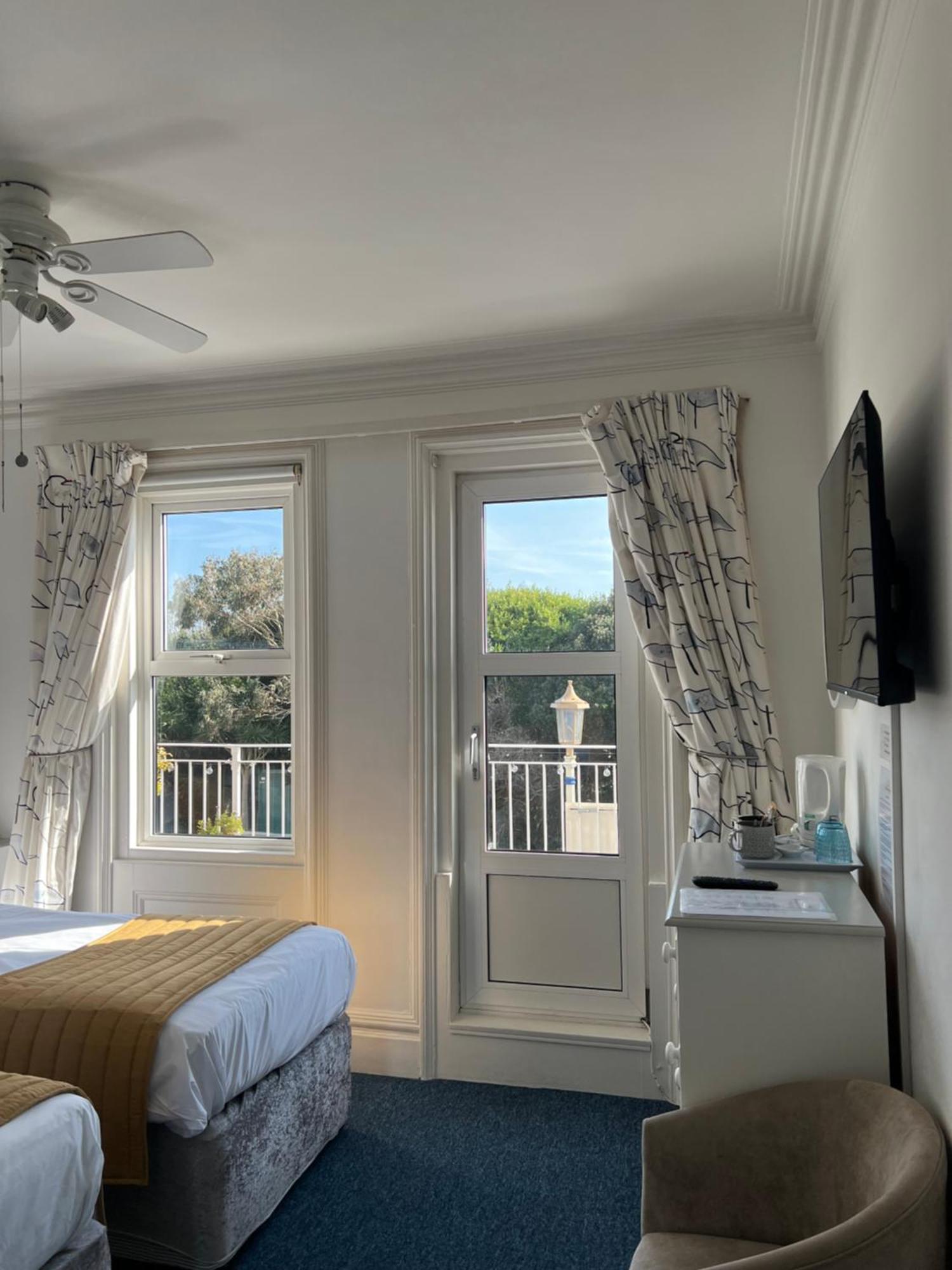 The New England Hotel Eastbourne Luaran gambar