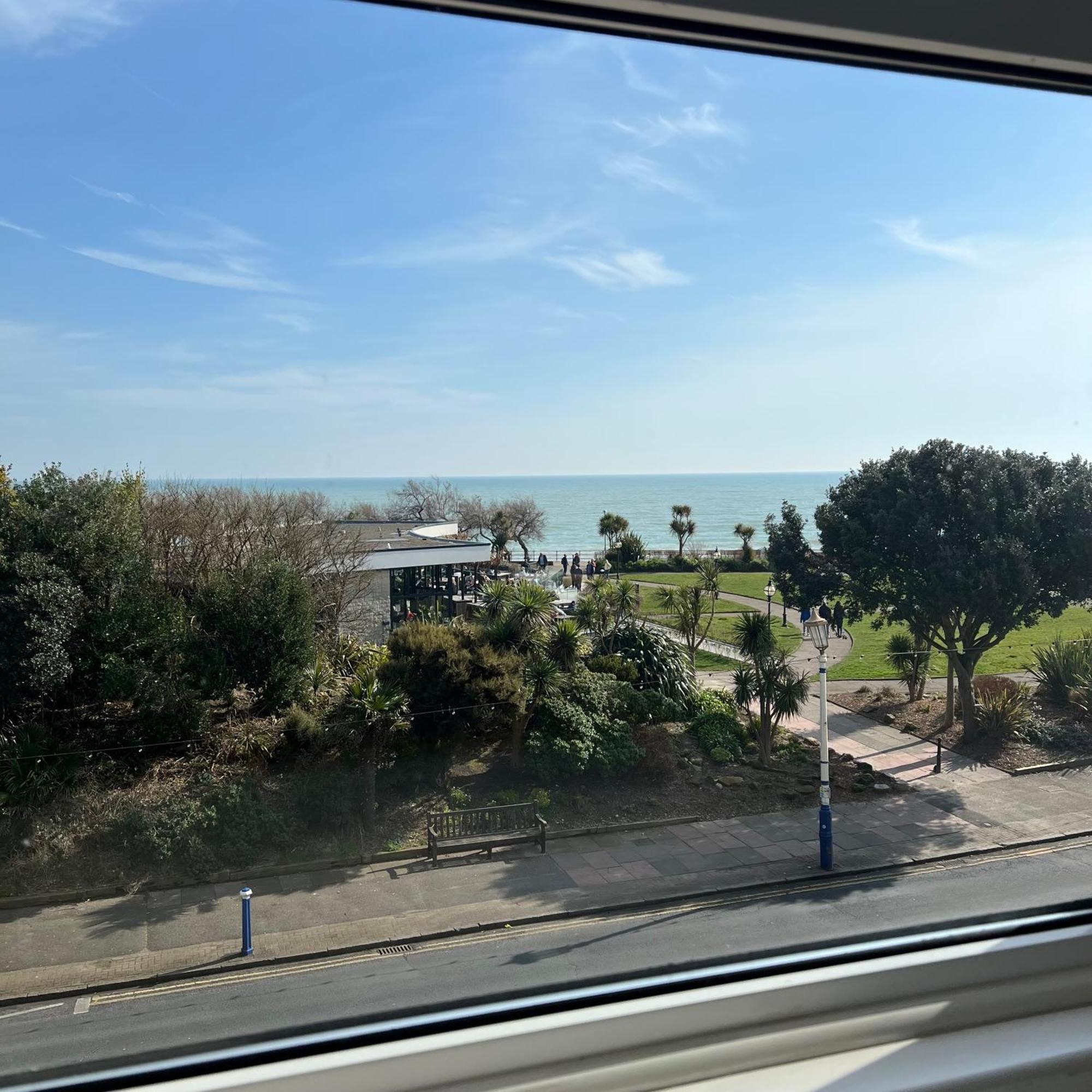 The New England Hotel Eastbourne Luaran gambar